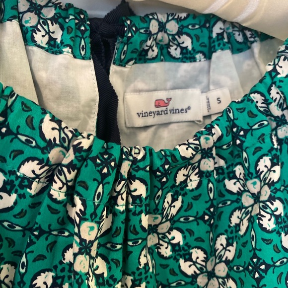 Vineyard Vines Tie Back Printed Sleeveless Magnolia Top - Picture 7 of 7